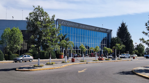 Estacionamiento Aeropuerto Internacional de Puebla Hermanos Serdán