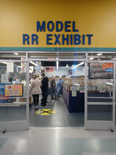 Shopping Mall «Crossville Outlet Center», reviews and photos, 228 Interstate Dr, Crossville, TN 38555, USA