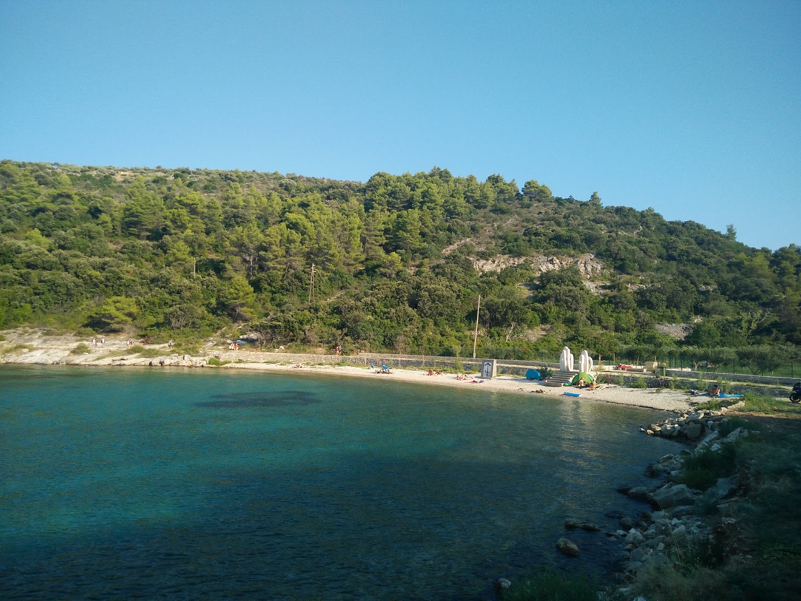 Zdjęcie Trstena beach z powierzchnią lekki kamyk