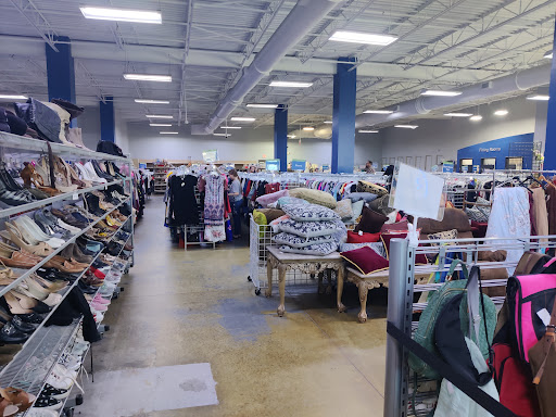 Thrift Store «Goodwill», reviews and photos, 1795 Sunshadow Dr, Casselberry, FL 32806, USA