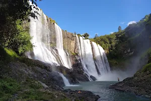 Cachoeira da Fumaça image