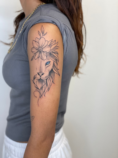 Explore hen tattoo ideas, creative tattoo ideas in Little Falls, available at BLACKWORK TATTOO SHOP NJ