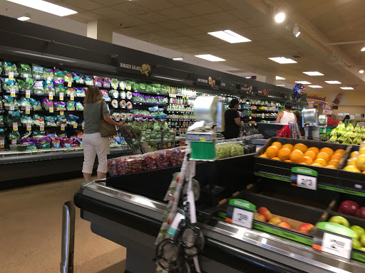 Supermarket «Super Stop & Shop», reviews and photos, 855 Bridgeport Ave, Milford, CT 06460, USA