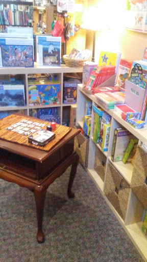 Book Store «Reach and Teach Books, Toys, and Gifts», reviews and photos, 144 W 25th Ave, San Mateo, CA 94403, USA