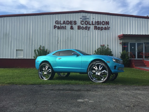 Auto Glass Shop «Glades Repair Collision & Body», reviews and photos, 425 NW Ave L, Belle Glade, FL 33430, USA