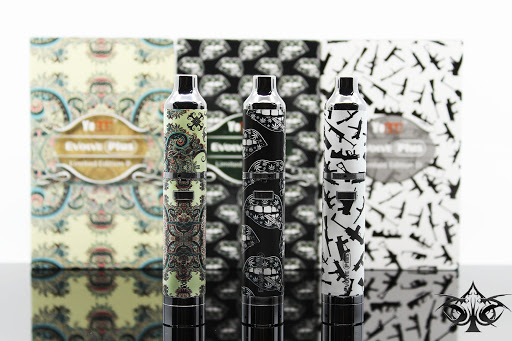 Tobacco Shop «Smokin Spades Premier Smoke and Vapor Shop», reviews and photos, 11180 W Flagler St #7, Miami, FL 33174, USA