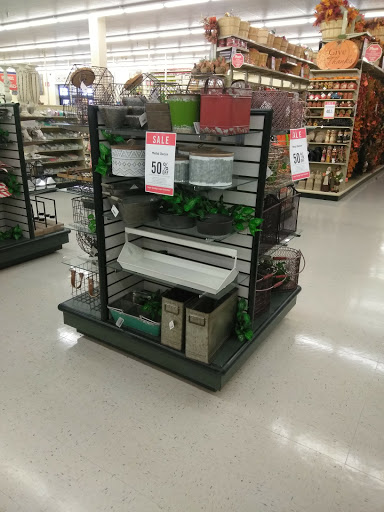 Shopping Mall «Clinton Valley Consumers Mall», reviews and photos, 44955 Schoenherr Rd, Sterling Heights, MI 48313, USA