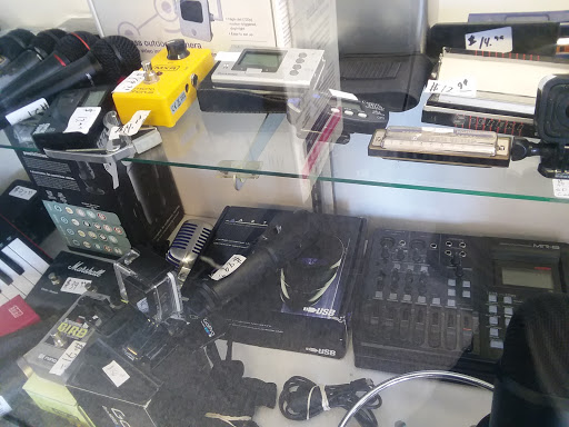 Pawn Shop «Hendersonville Pawn», reviews and photos, 1317 7th Ave E, Hendersonville, NC 28792, USA