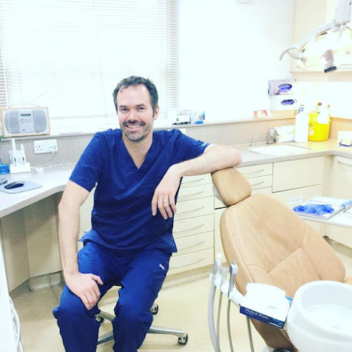 Comments and reviews of Chelsea Dental Studio