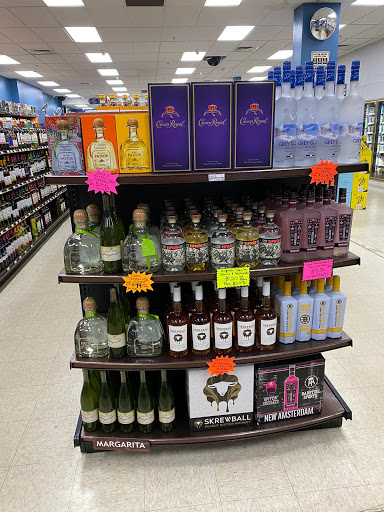 Liquor Store «Morrissey Boulevard Wines & Liquors», reviews and photos, 711 William T Morrissey Blvd, Dorchester, MA 02122, USA