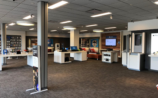 Cell Phone Store «AT&T», reviews and photos, 17253 Chesterfield Airport Rd, Chesterfield, MO 63005, USA