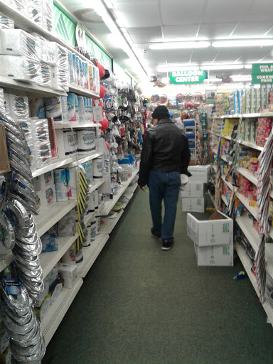 Dollar Store «Dollar Tree», reviews and photos, 12 Lake Rd, Valley Cottage, NY 10989, USA