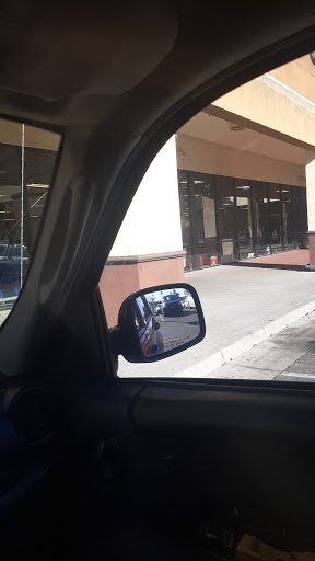 Thrift Store «48th & Baseline Goodwill Retail Store & Donation Center», reviews and photos, 2700 W Baseline Rd, Tempe, AZ 85283, USA