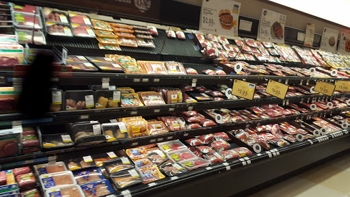 Grocery Store «D & W Fresh Market», reviews and photos, 2103 Parkview Ave, Kalamazoo, MI 49008, USA