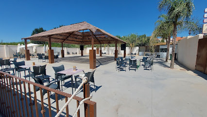 Terraza bar restaurante Tropical Garden - C. Escultor Roque López, 3D, 30190 Albudeite, Murcia, Spain