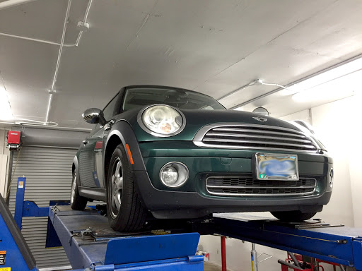 Auto Repair Shop «Matrix Integrated - Westside», reviews and photos, 12930 NW Cornell Rd, Portland, OR 97229, USA