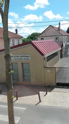 Ecole Sainte Jeanne d'Arc à Montfermeil