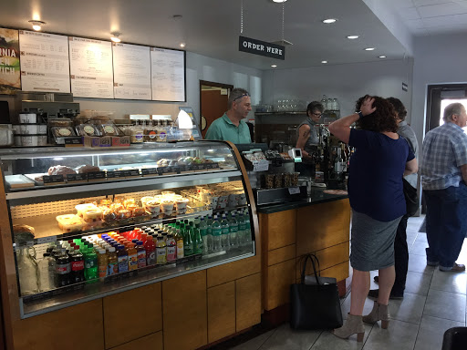 Coffee Shop «Dunn Brothers Coffee», reviews and photos, 11 Water St, Excelsior, MN 55331, USA