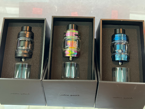 Vaporizer Store «27 Vape & Smoke», reviews and photos, 5268 S 27th St, Milwaukee, WI 53221, USA