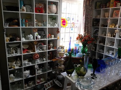 Photos of Stonehouse Antiques