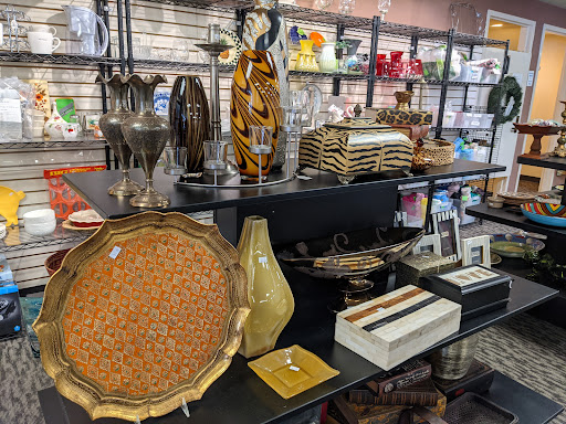 Thrift Store «Thrift Box Lucile Salter», reviews and photos, 1362 Lincoln Ave, San Jose, CA 95125, USA