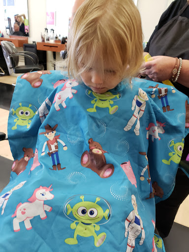 Hair Salon «Hair Cuttery», reviews and photos, 417 Eisenhower Dr, Hanover, PA 17331, USA