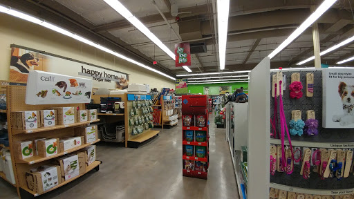 Pet Supply Store «Petco Animal Supplies», reviews and photos, 585 E Wetmore Rd, Tucson, AZ 85705, USA