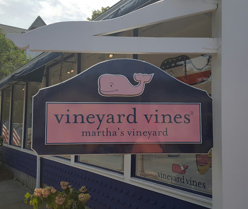 Clothing Store «Vineyard Vines», reviews and photos, 56 Narragansett Ave, Oak Bluffs, MA 02557, USA