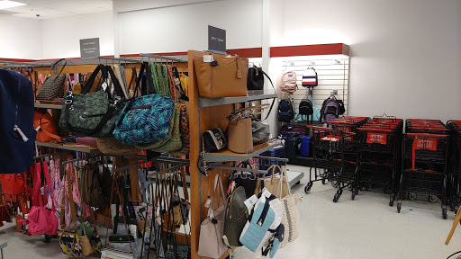 Department Store «T.J. Maxx», reviews and photos, 875 Queen St, Southington, CT 06489, USA