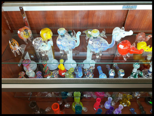 Tobacco Shop «N A Smoke Shop», reviews and photos, 2343 N Sierra Way, San Bernardino, CA 92405, USA