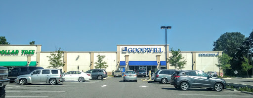 Goodwill Industries of the Chesapeake, Inc., 3153 Solomons Island Rd, Edgewater, MD 21037, USA, 