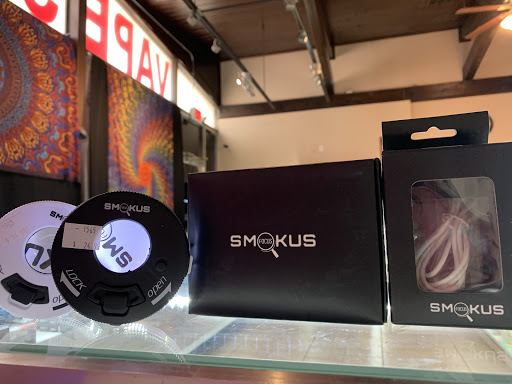 Vaporizer Store «House of Smoke Vape Shop», reviews and photos, 2736 Touhy Ave, Elk Grove Village, IL 60007, USA