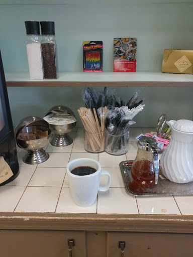 Pastry Shop «Au Peche Mignon», reviews and photos, 1415 Timberlane Rd, Tallahassee, FL 32312, USA