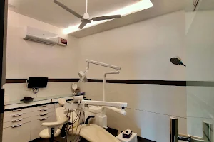 Dr. SAMEER's DENTAL CLINIC image