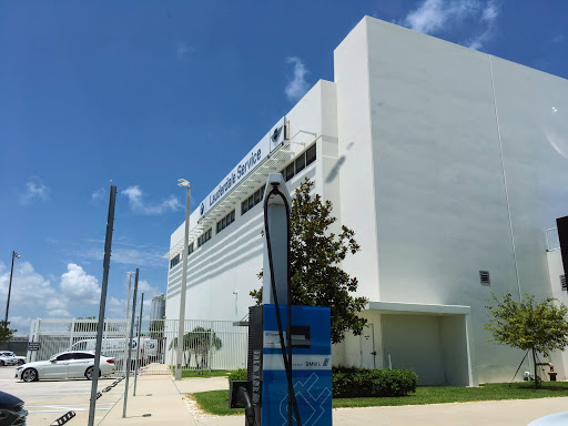 Auto Repair Shop «Lauderdale BMW-MINI Service Center», reviews and photos, 2601 S Andrews Ave, Fort Lauderdale, FL 33316, USA