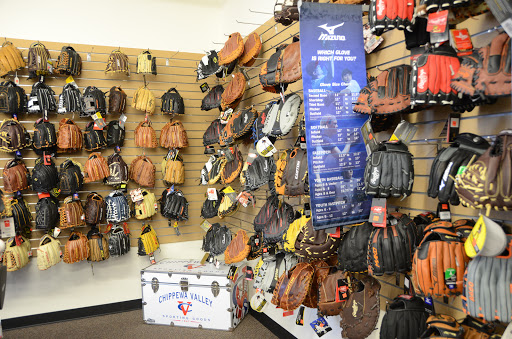 Sporting Goods Store «Chippewa Valley Sporting Goods», reviews and photos, 1315 S Hastings Way, Eau Claire, WI 54701, USA
