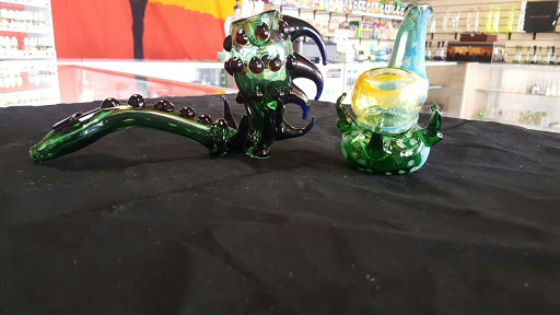 Tobacco Shop «George Dieter Smoke Shop», reviews and photos, 1580 George Dieter Dr #302, El Paso, TX 79936, USA