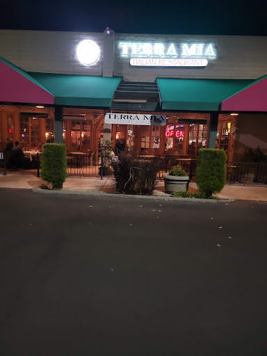 Shopping Mall «Chardonnay Shopping Center», reviews and photos, 4010 East Ave, Livermore, CA 94550, USA