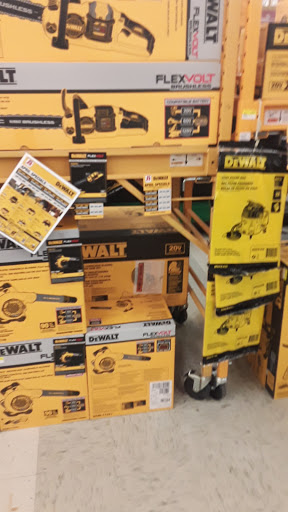 General Store «Big R Farm & Ranch Supply», reviews and photos, 1020 Bonforte Blvd, Pueblo, CO 81001, USA