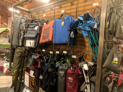 Camping Store «REI», reviews and photos, 13100 W Capitol Dr, Brookfield, WI 53005, USA