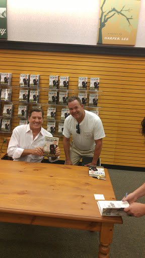 Book Store «Barnes & Noble», reviews and photos, 4010 S Tamiami Trail, Sarasota, FL 34231, USA