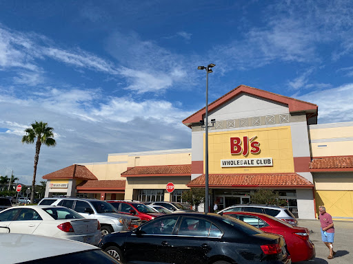 BJ’s Wholesale Club, 9372 6 Mile Cypress Pkwy, Fort Myers, FL 33912, USA, 