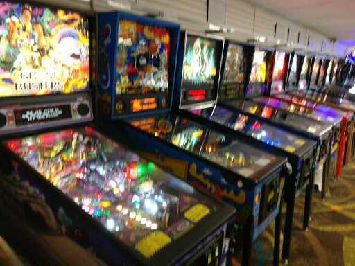 Shopping Mall «Great Valley Shopping Center», reviews and photos, 81 Lancaster Ave, Malvern, PA 19355, USA