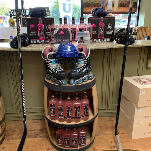 Wine Store «Long Island Wine & Spirit Merchants», reviews and photos, 1171 Jericho Turnpike, Commack, NY 11725, USA