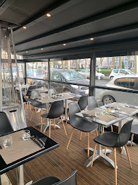Atmosphère du Restaurant Le P'Ti Parisien à Le Havre - n°7