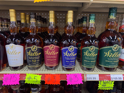 Liquor Store «Liquor World At Camelot», reviews and photos, 808 Lyndon Ln #101, Louisville, KY 40222, USA