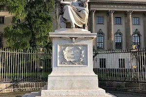 Statue of Wilhelm von Humboldt image