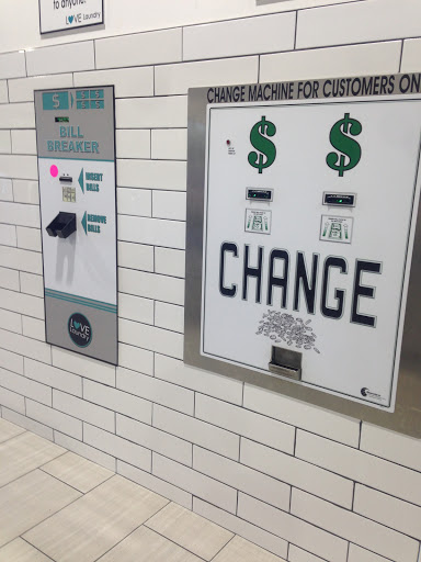 Laundromat «Love Laundry Howe/El Camino», reviews and photos, 2410 Howe Ave, Sacramento, CA 95825, USA