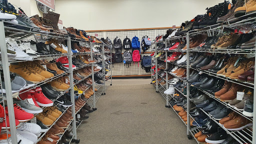 Clothing Store «Burlington Coat Factory», reviews and photos, 13550 Whittier Blvd, Whittier, CA 90605, USA