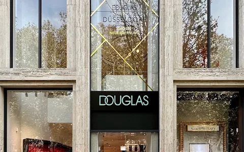 Douglas Düsseldorf House of Beauty Königsallee image